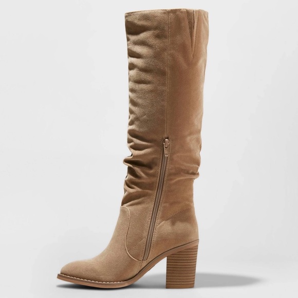 universal thread lanae boots